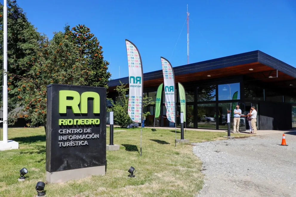 Inauguraron el nuevo Centro de Informes Turísticos
